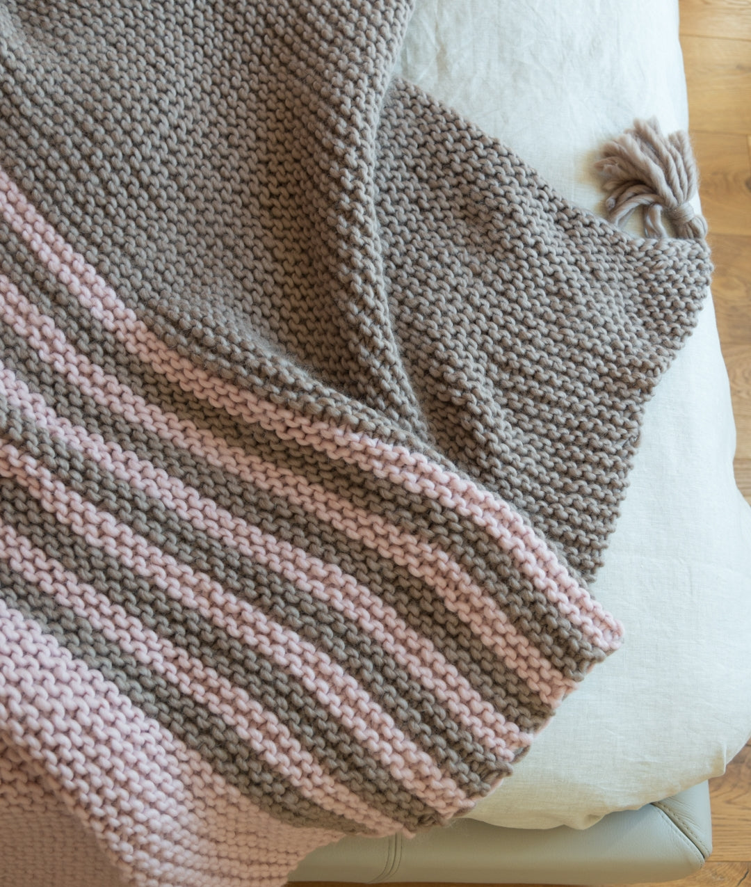 KNITTING KIT WARM ME UP BLANKET