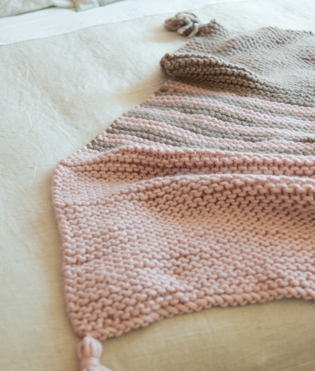 KNITTING KIT WARM ME UP BLANKET