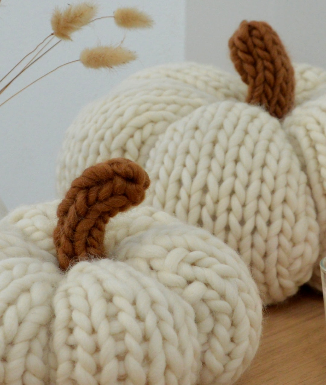FALL IN LOVE PUMKIN – DIGITAL PATTERN