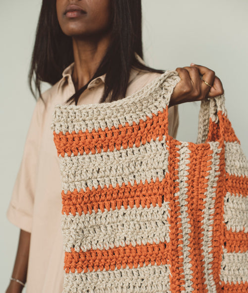 Load image 1 in gallery view. CROCHET KIT ANAIS BAG
