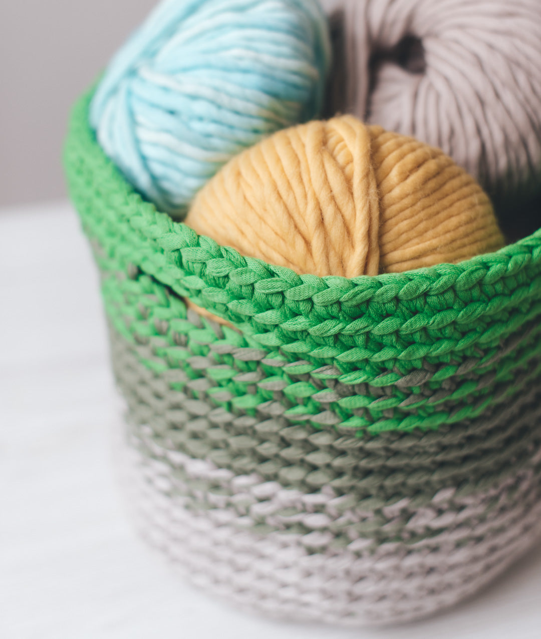 CROCHET KIT SHADE BASKET