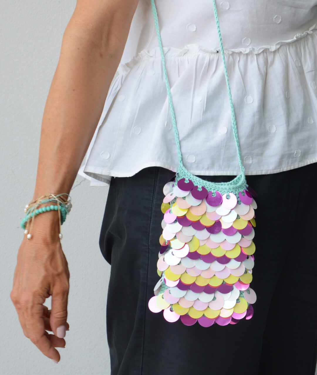 BEACH PARTY CASE - FREE PATTERN