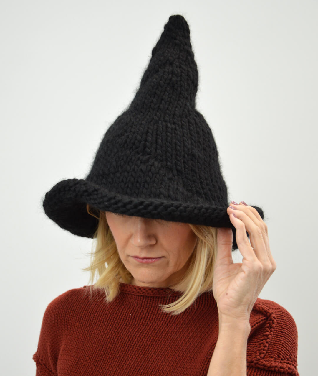 SPOOKY HAT - FREE PATTERN