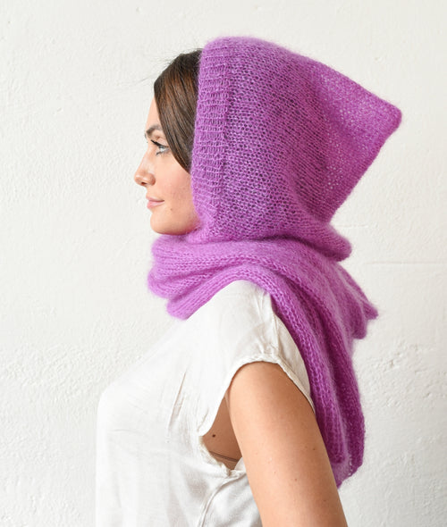 Load image 1 in gallery view. KNITTING KIT CARESS SCARF