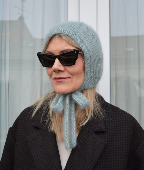 Load image 1 in gallery view. KNITTING KIT CLEMENCE BONNET