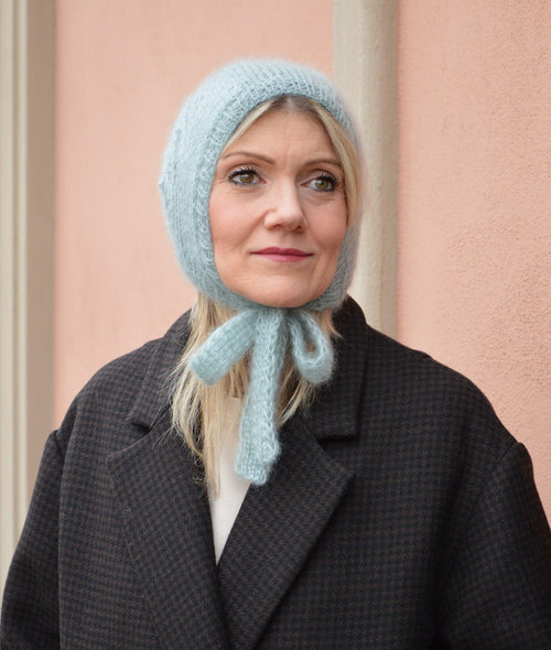 Load image 1 in gallery view. KNITTING KIT CLEMENCE BONNET