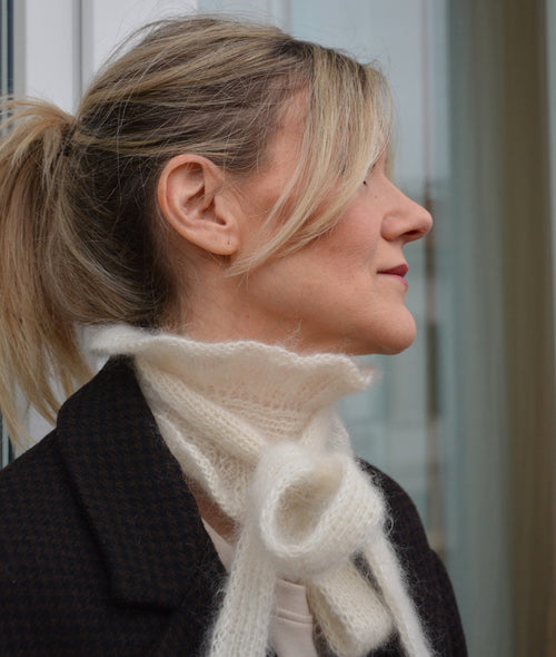 Load image 1 in gallery view. KNITTING KIT ELOISE COLLAR