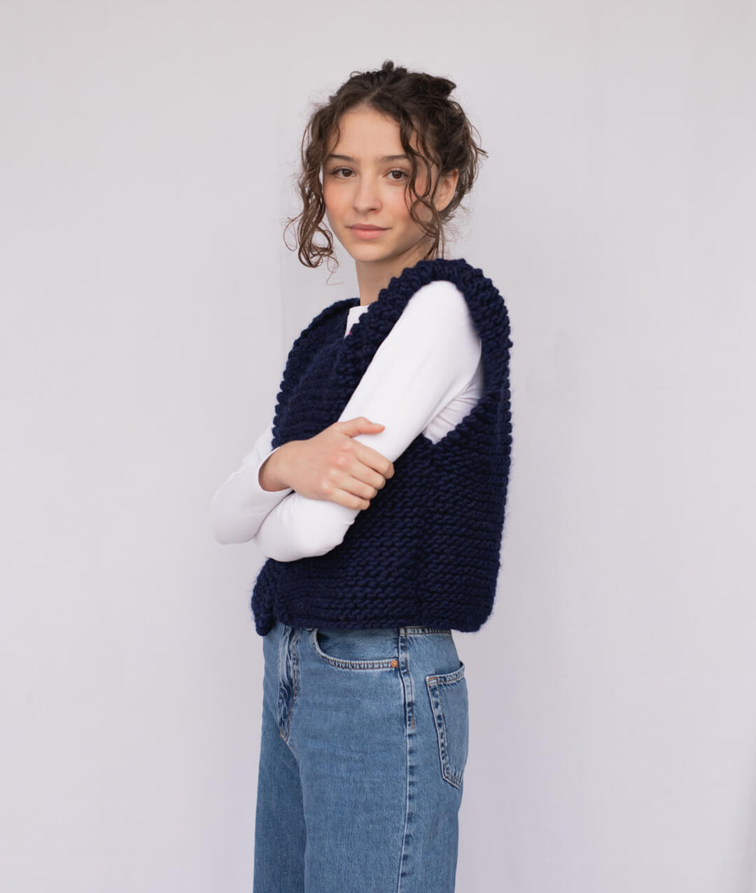 Izzy Vest – Beginner Knitting Kit in Cool Wool with Video Tutorial