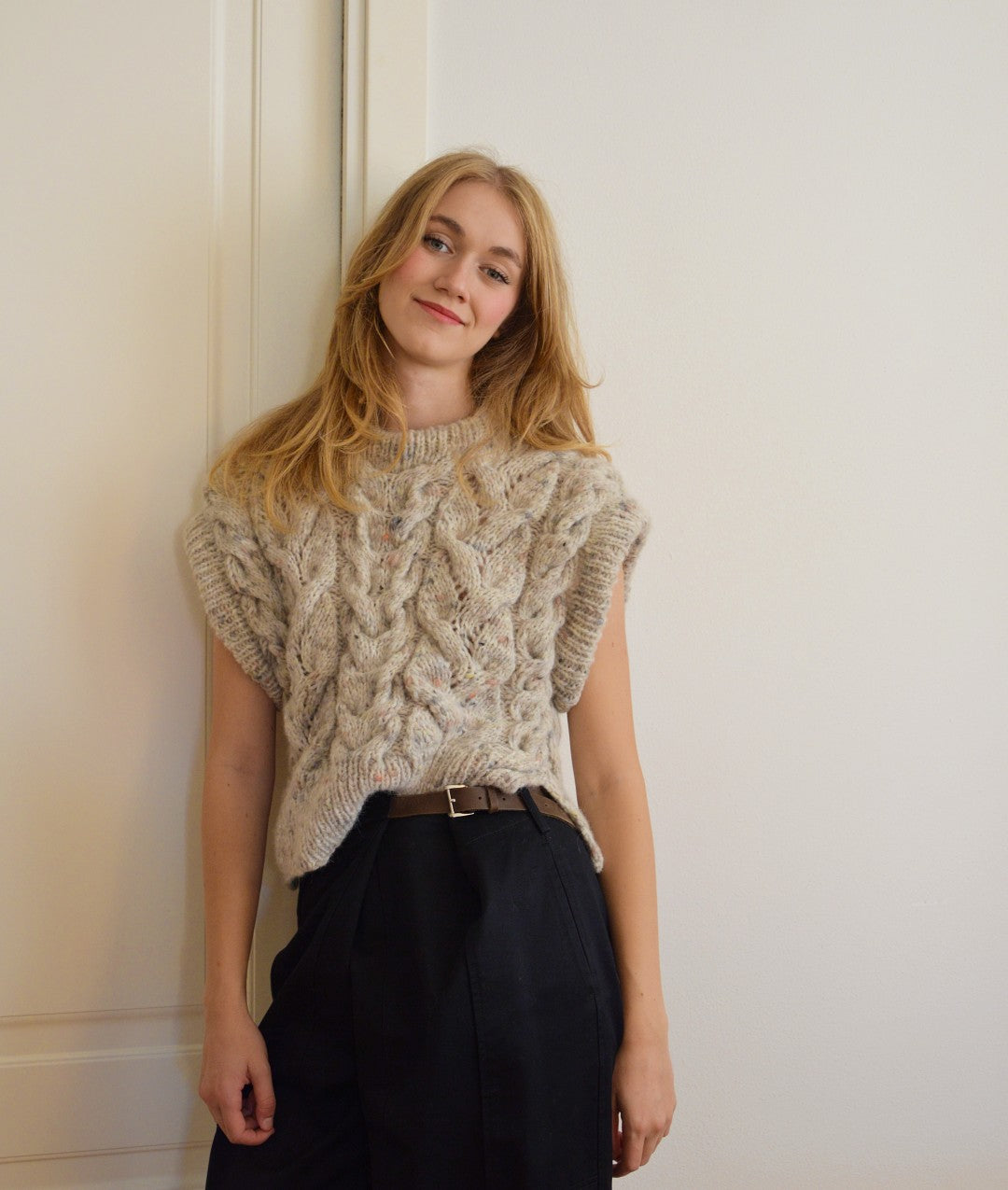 KNITTING KIT CABLE DREAM VEST