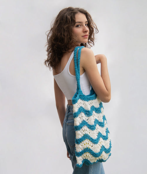 CROCHET KIT HOLLY BAG – BettaKnit - Main Image