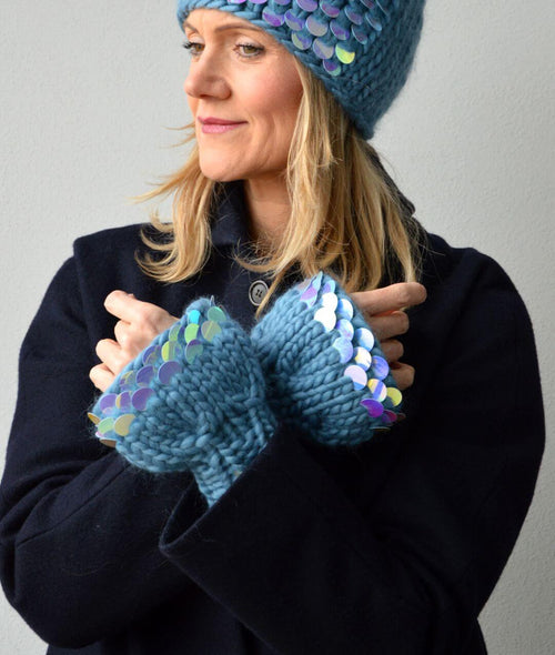 Load image 1 in gallery view. KNITTING KIT OPAL CUFFS