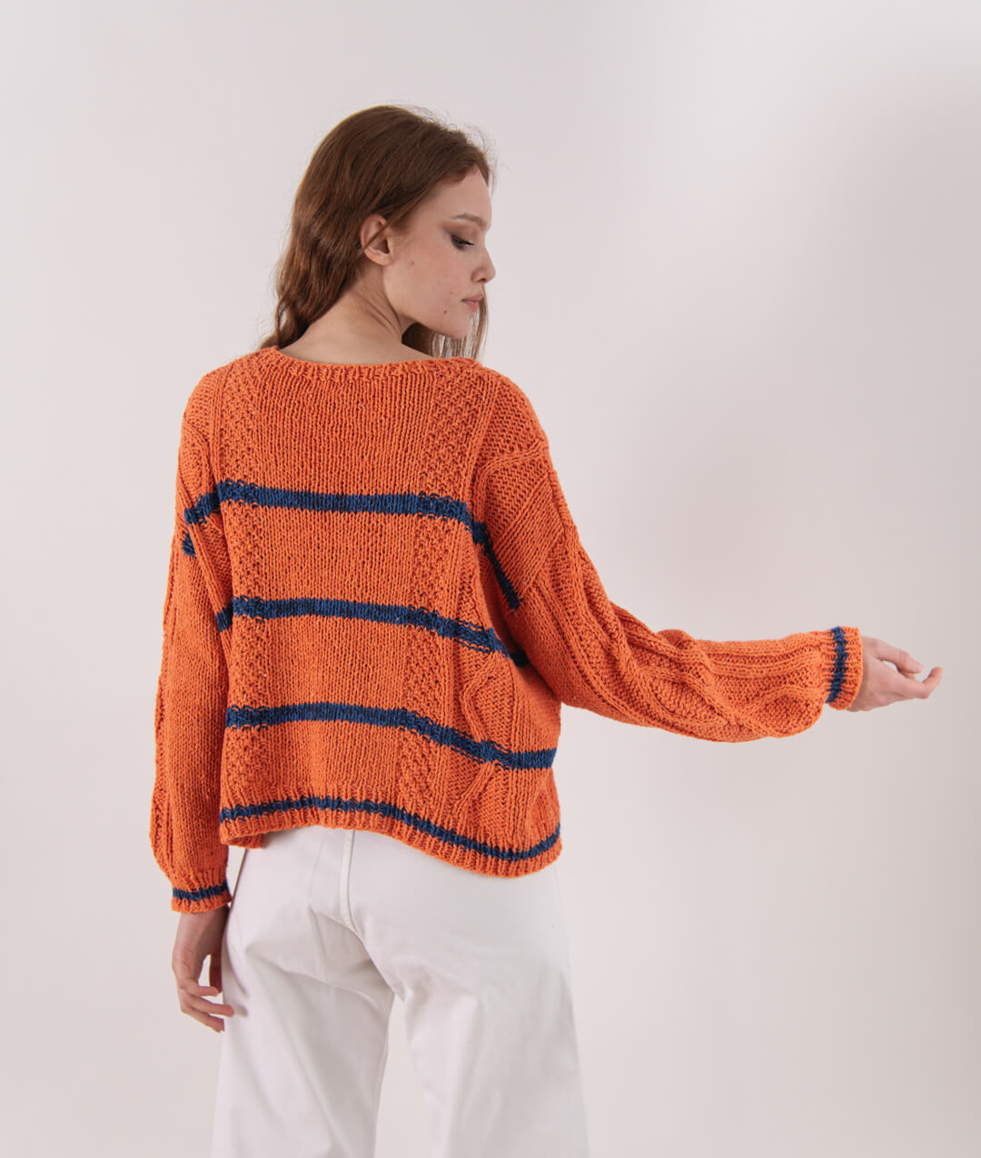 SCARLETT SWEATER Sample