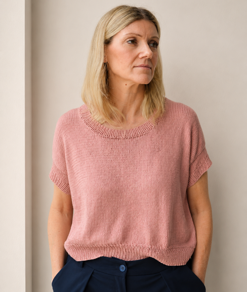 Load image 1 in gallery view. KNITTING KIT SILVIA TEE by Sosami Knit