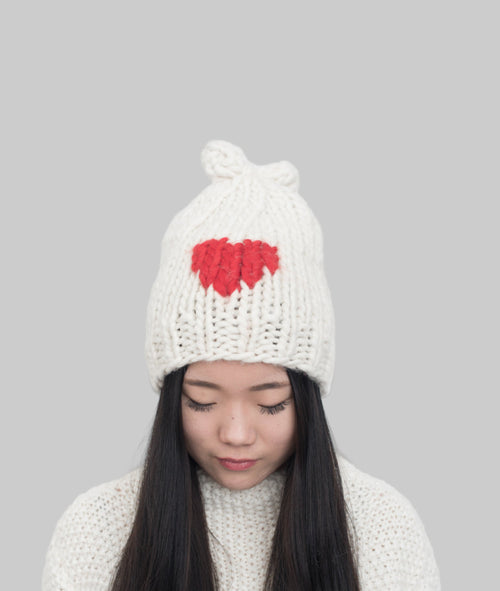 Load image 1 in gallery view. KNITTING KIT STRANGE LOVE BEANIE