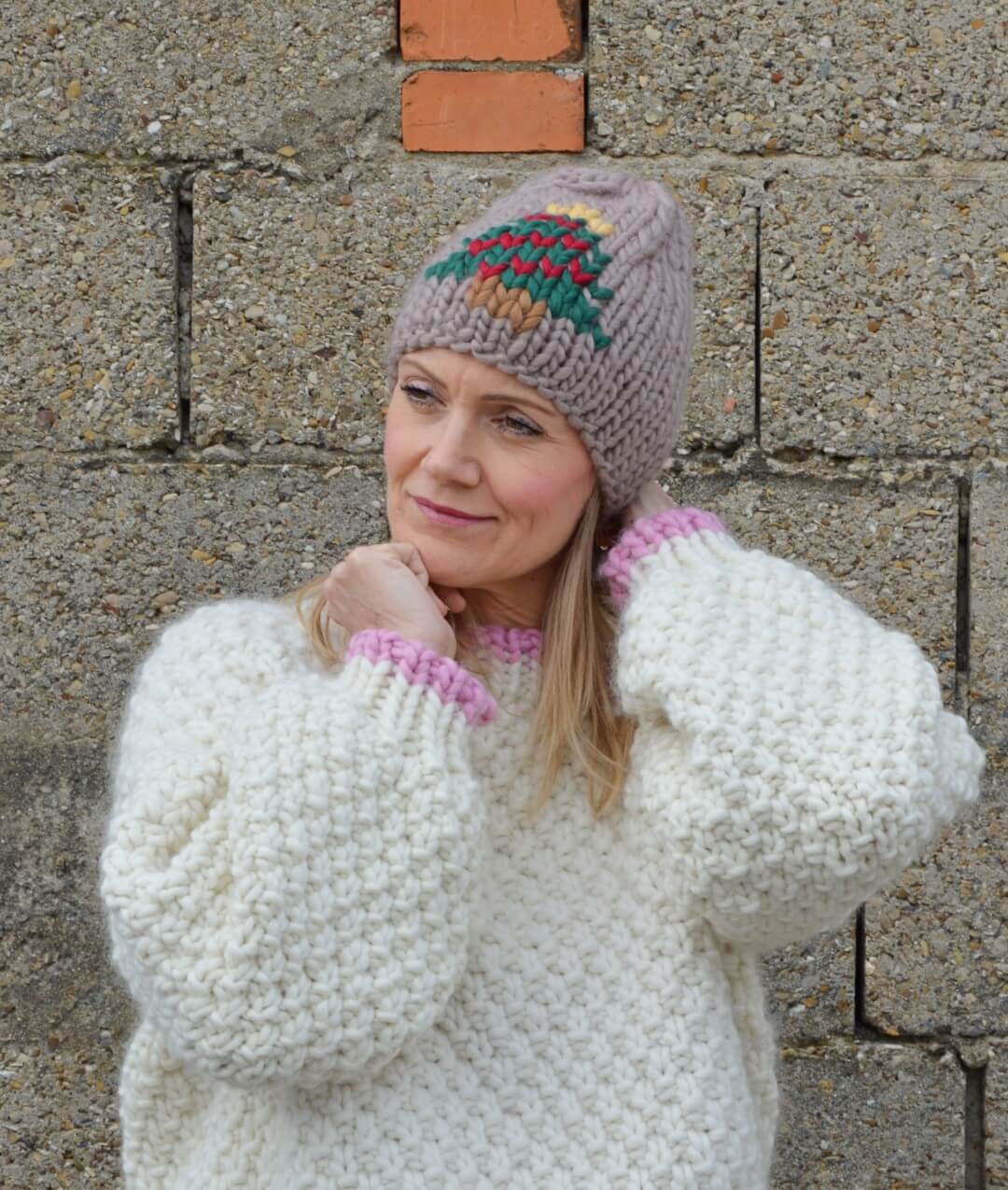 KNITTING KIT XMAS BEANIE