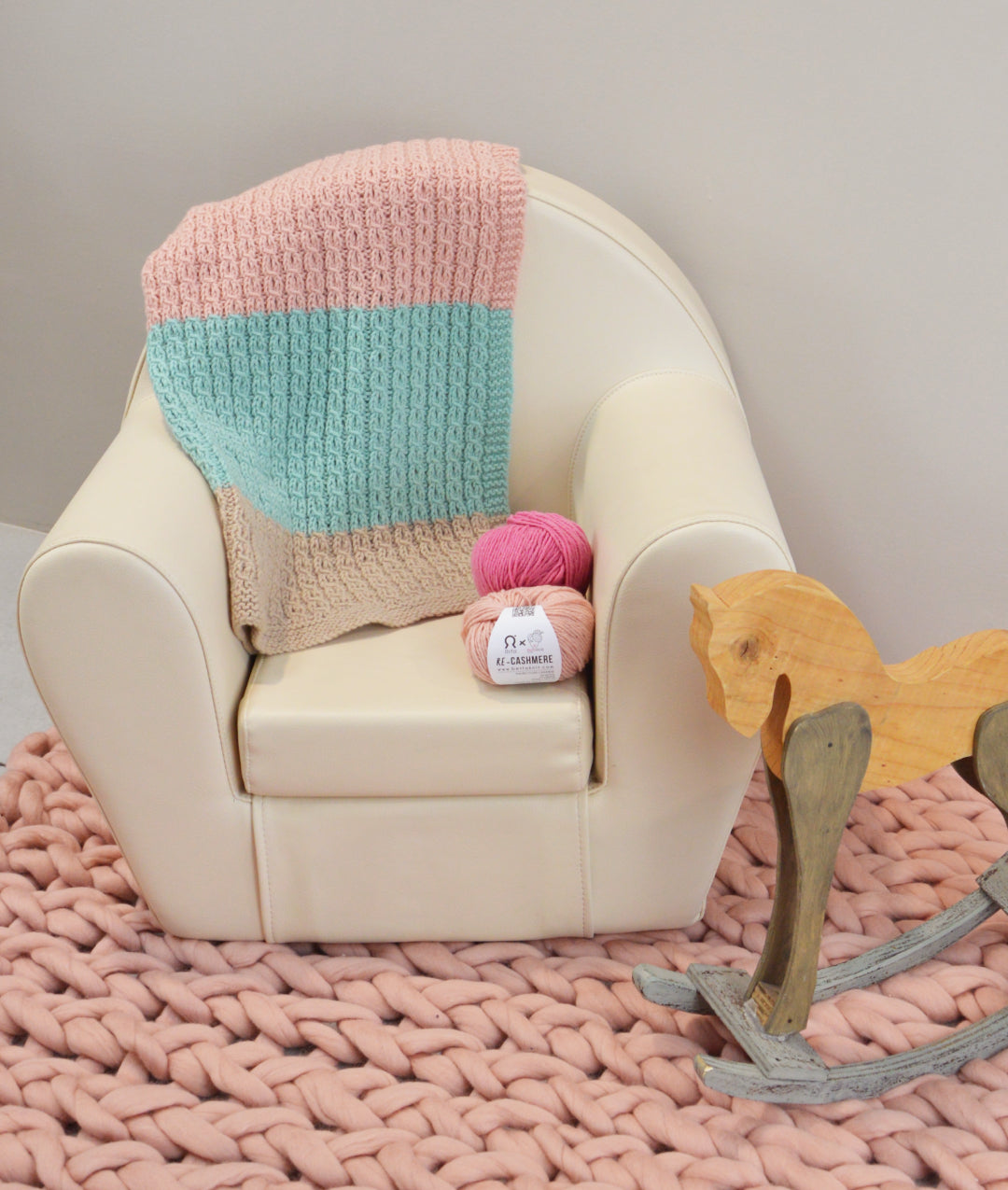 KNITTING KIT MOLLY BABY BLANKET
