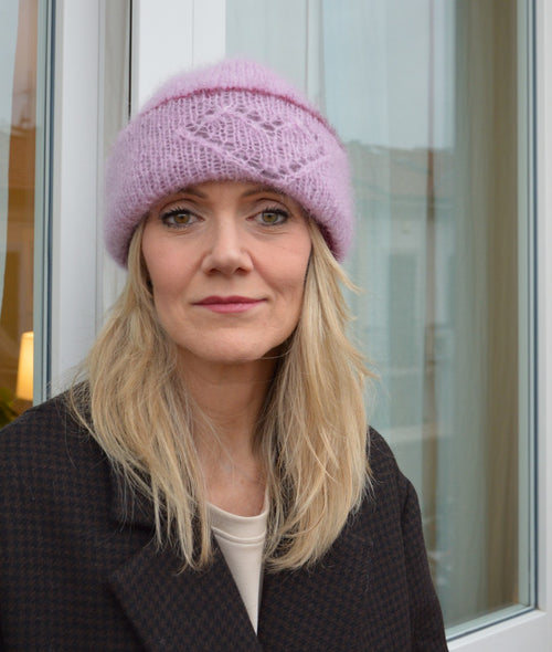 Load image 1 in gallery view. KNITTING KIT MON AMOUR HAT