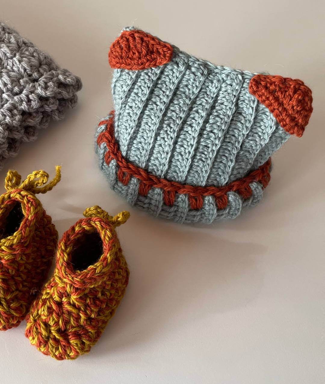 CROCHETING KIT OLIVER BABY HAT