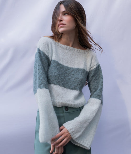 Load image 1 in gallery view. KNITTING KIT PHOEBE PULL