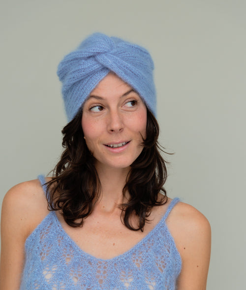 Load image 1 in gallery view. KNITTING KIT RENE TURBANT