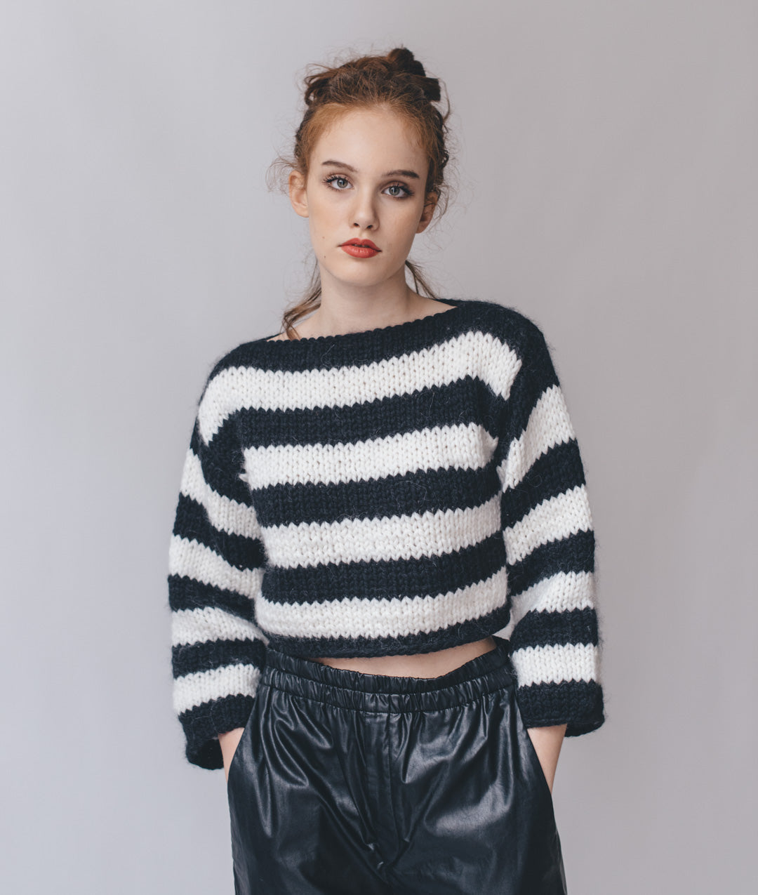 KNITTING KIT STRIPE IS ON