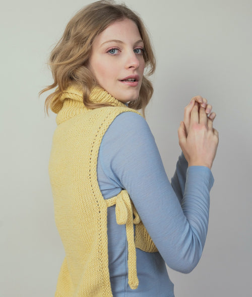 Load image 1 in gallery view. KNITTING KIT TAMARA VEST