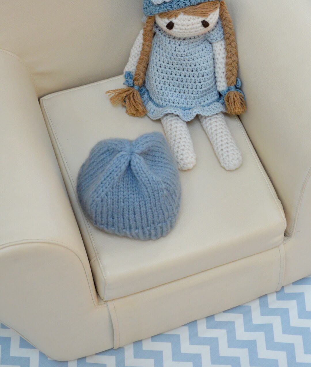 KNITTING KIT TEDDY BEAR HAT